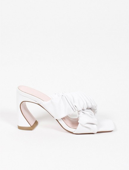 Ples Kalın Topuklu Terlik