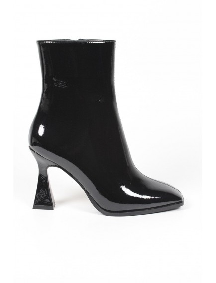 Lak İnce Topuklu Bot